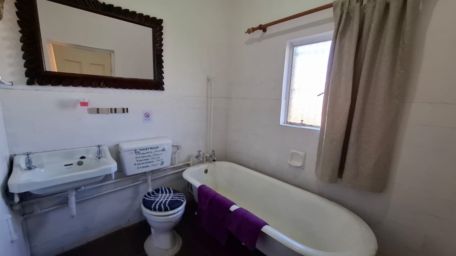 8 Bedroom Property for Sale in Memel Free State